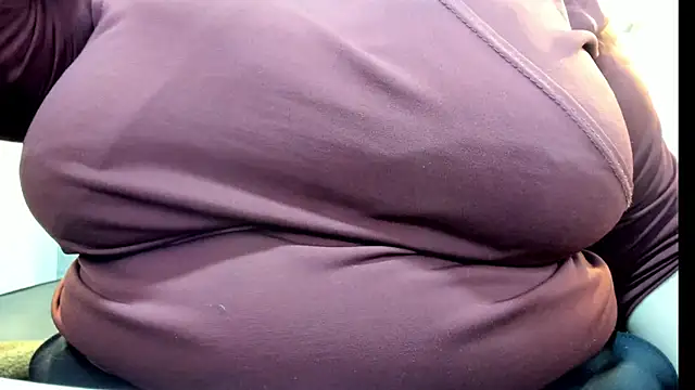  Emily rosee  online show from 10-30-25, 11:11