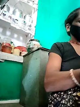 Snapshot of Sexi_savita chatting on 10-20-25, 07:20 Sexi savita online show from 10-20-25, 07:20