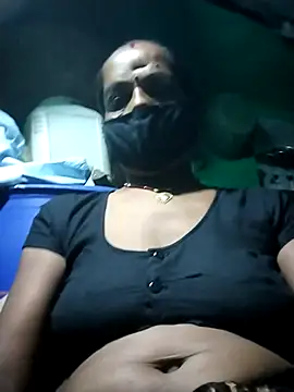 Snapshot of Sexi_savita chatting on 10-22-25, 10:53 Sexi savita online show from 10-22-25, 10:53