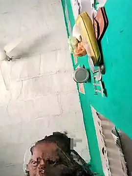 Snapshot of Sexi_savita chatting on 10-24-25, 04:09 Sexi savita online show from 10-24-25, 04:09