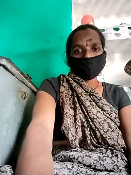 Snapshot of Sexi_savita chatting on 10-25-25, 06:54 Sexi savita online show from 10-25-25, 06:54