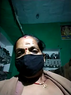 Snapshot of Sexi_savita chatting on 11-05-25, 10:54 Sexi savita online show from 11-05-25, 10:54