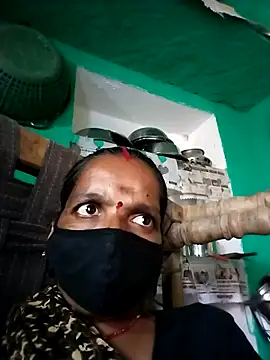 Snapshot of Sexi_savita chatting on 11-13-25, 10:14 Sexi savita online show from 11-13-25, 10:14