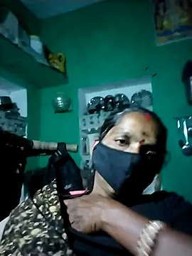 Snapshot of Sexi_savita chatting on 11-29-25, 03:48 Sexi savita online show from 11-29-25, 03:48