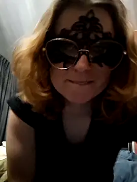 Snapshot of littlelesleytje chatting on 03-02-26, 06:59 littlelesleytje online show from 03-02-26, 06:59