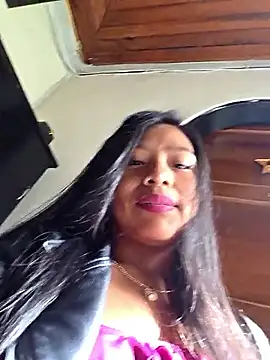 ValeriaJacobs online show from 11-07-25, 01:22