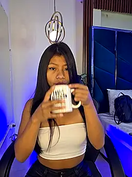 ValeriaJacobs online show from 11-08-25, 12:49