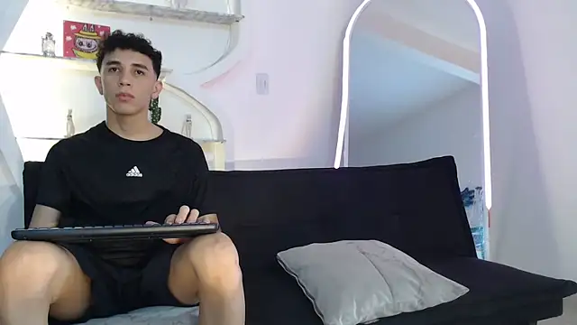 THREE GUYS HOT online show from 10-16-25, 07:26