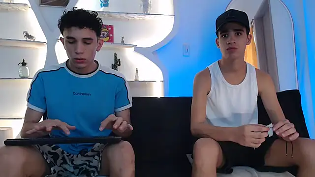 THREE GUYS HOT online show from 10-24-25, 07:21