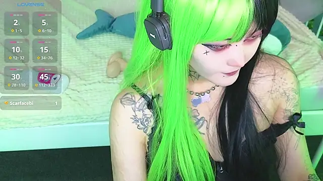 Snapshot of GothXRaven chatting on 11-07-25, 04:07 GothXRaven online show from 11-07-25, 04:07