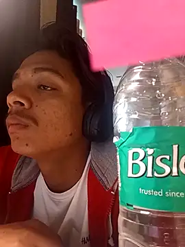 Snapshot of deny2442 chatting on 11-18-25, 02:17 deny2442 online show from 11-18-25, 02:17