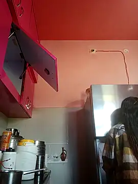 hotshreya69 online show from 10-19-25, 08:26