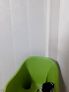 Snapshot of Ragini-Devi chatting on 10-17-25, 04:31 Ragini-Devi online show from 10-17-25, 04:31