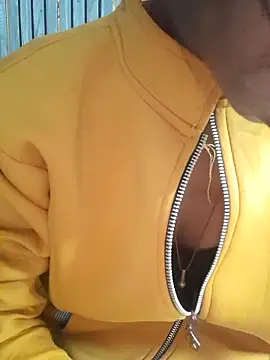 Snapshot of Ragini-Devi chatting on 11-09-25, 03:43 Ragini-Devi online show from 11-09-25, 03:43