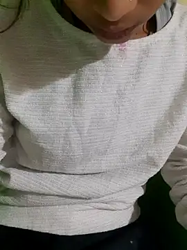 Snapshot of Ragini-Devi chatting on 11-28-25, 02:42 Ragini-Devi online show from 11-28-25, 02:42