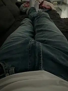 Snapshot of maxmaxmad8502 chatting on 04-08-26, 04:45 maxmaxmad8502 online show from 04-08-26, 04:45