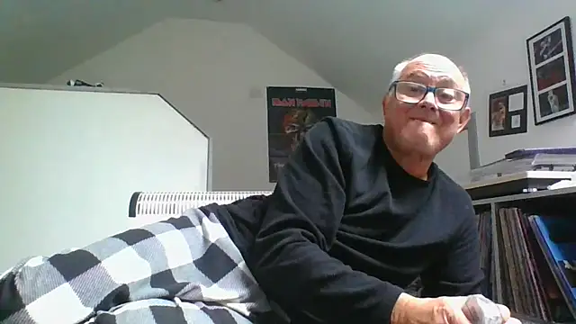 naughtygrandad1 online show from 09-17-25, 10:06