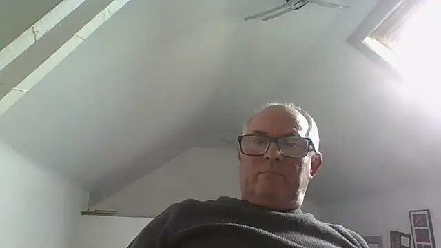 Snapshot of naughtygrandad1 chatting on 10-08-25, 01:42 naughtygrandad1 online show from 10-08-25, 01:42