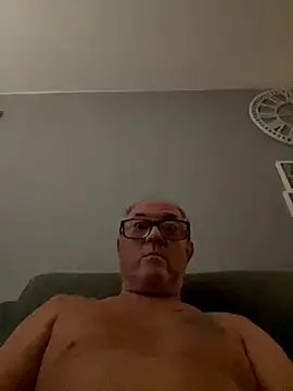 Snapshot of naughtygrandad1 chatting on 10-11-25, 06:23 naughtygrandad1 online show from 10-11-25, 06:23