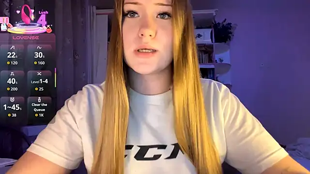 PandaFluff online show from 09-25-25, 04:21