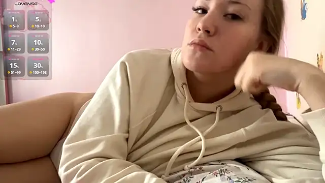 PandaFluff online show from 02-10-26, 05:44