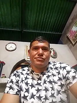 Snapshot of Franklin111230 chatting on 02-06-26, 10:13 Franklin111230 online show from 02-06-26, 10:13