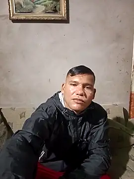 Snapshot of Franklin111230 chatting on 02-16-26, 12:18 Franklin111230 online show from 02-16-26, 12:18