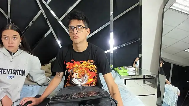 Snapshot of Noa_Arez chatting on 01-18-26, 02:04 Noa Arez online show from 01-18-26, 02:04