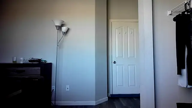 Marlowlovee online show from 10-08-25, 05:10