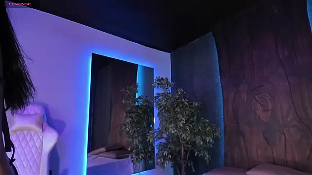 RenataLeclair online show from 12-02-25, 05:08