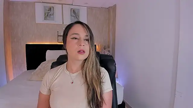 jessica hotxxx online show from 12-18-25, 03:07