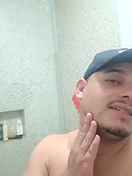 Snapshot of jon1918 chatting on 10-08-25, 06:00 jon1918 online show from 10-08-25, 06:00