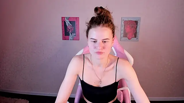 Snapshot of Wanda_Gomez chatting on 10-09-25, 03:10 Wanda Gomez online show from 10-09-25, 03:10