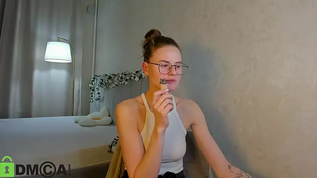 Snapshot of Wanda_Gomez chatting on 11-11-25, 03:23 Wanda Gomez online show from 11-11-25, 03:23