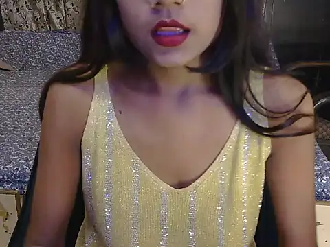 hoty-priya online show from 11-10-25, 04:55