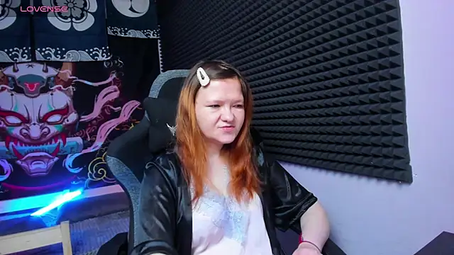 Nora lovvvv online show from 10-16-25, 10:16