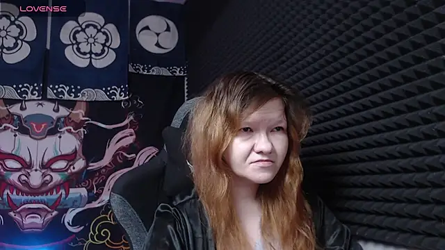 Nora lovvvv online show from 11-14-25, 10:14