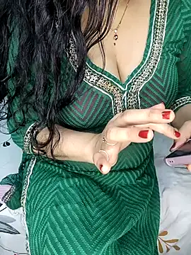 PRIYA 22 online show from 10-15-25, 01:00