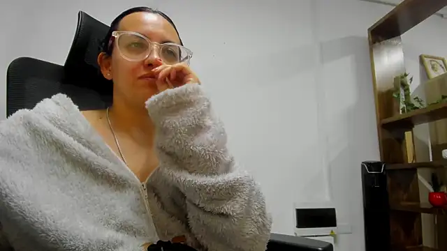 dalila macherano1 online show from 10-14-25, 07:53