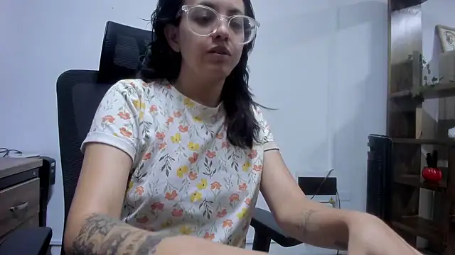 dalila macherano1 online show from 11-10-25, 10:42