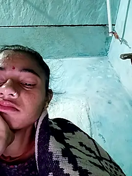 Snapshot of PoojaPleasure chatting on 11-11-25, 07:14 PoojaPleasure online show from 11-11-25, 07:14