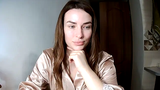 MandiBrooks online show from 12-16-25, 03:39