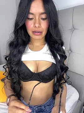 Melissa coch online show from 10-16-25, 04:41