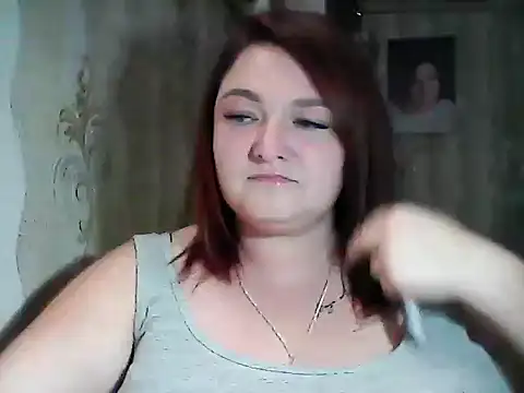 Snapshot of AngelQSky chatting on 11-07-25, 09:15 AngelQSky online show from 11-07-25, 09:15