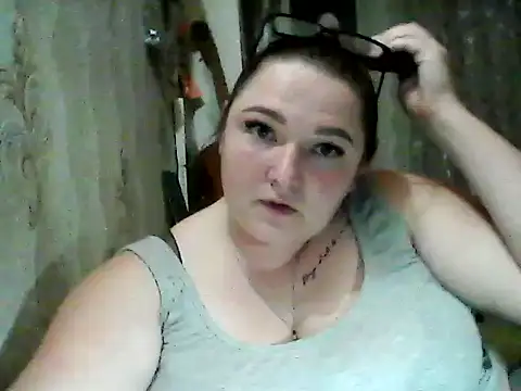 Snapshot of AngelQSky chatting on 11-13-25, 03:55 AngelQSky online show from 11-13-25, 03:55