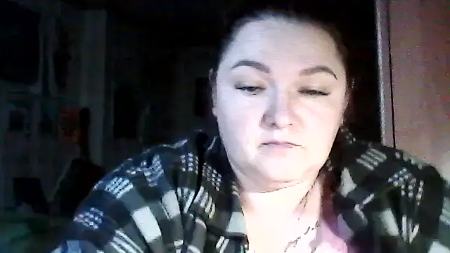 Snapshot of AngelQSky chatting on 11-30-25, 11:36 AngelQSky online show from 11-30-25, 11:36