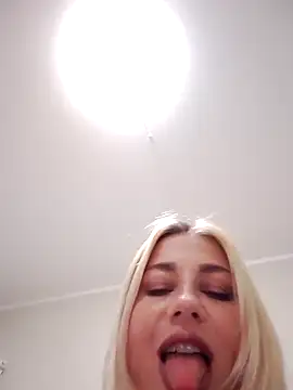 evakisimovareal online show from 10-07-25, 04:04