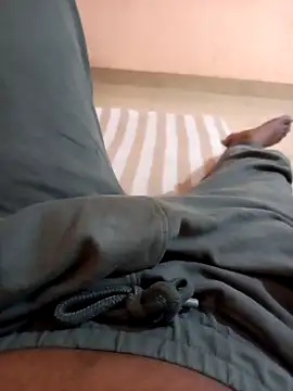 Snapshot of Mahiya0 chatting on 02-24-26, 04:38 Mahiya0 online show from 02-24-26, 04:38