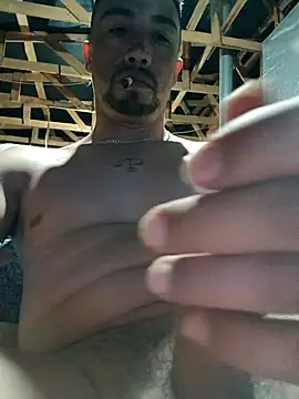 Snapshot of lakiste69-35 chatting on 02-21-26, 12:33 lakiste69-35 online show from 02-21-26, 12:33