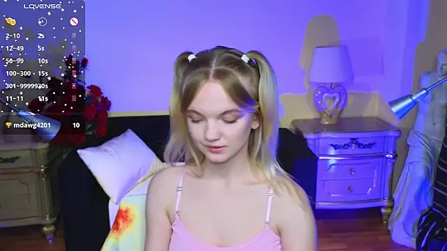 RosesKate online show from 10-12-25, 04:44